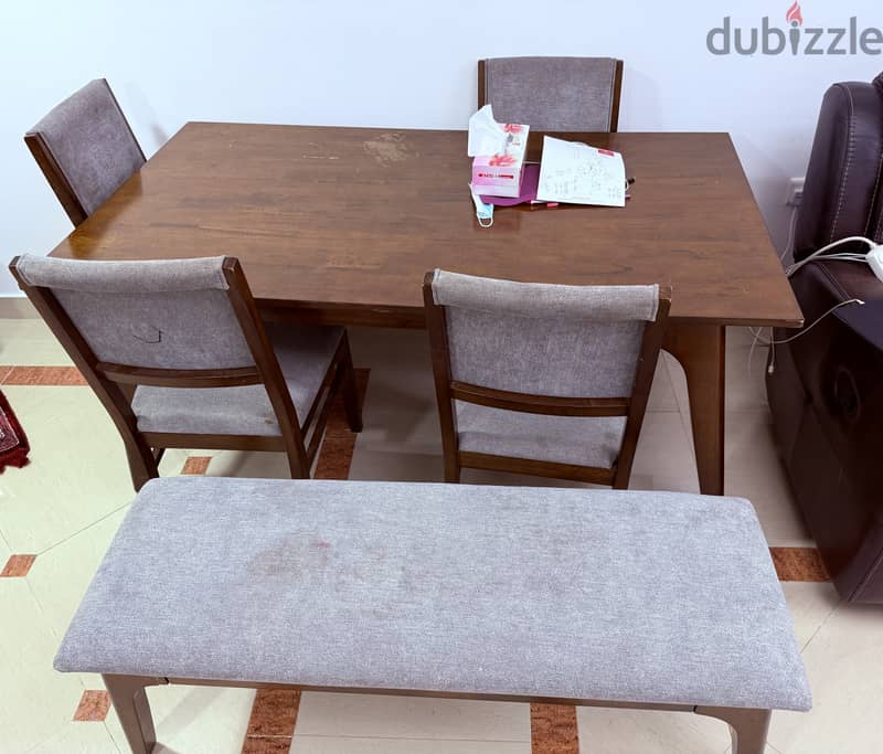 6 seater Dining Table 1