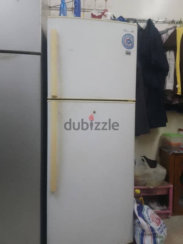 good condition fridge for sale 0