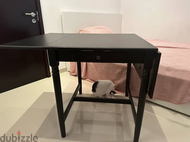 Dark brown IKEA foldable writing table 8