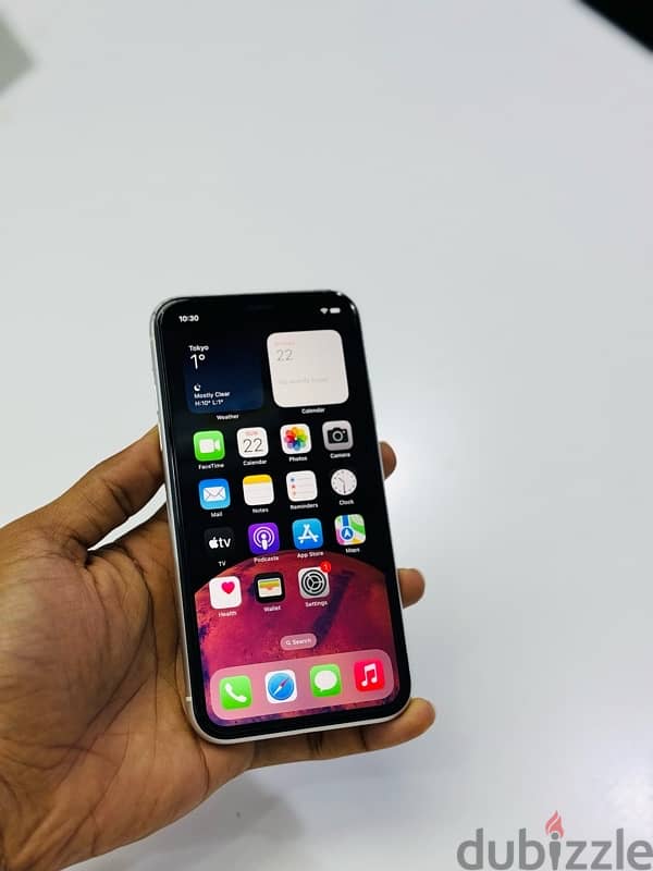 iPhone 11 256GB battery 89% best price Litte scratch amazing phone 1