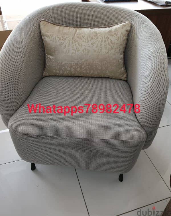 special offer new 8th seater without delivery 270 rial 2