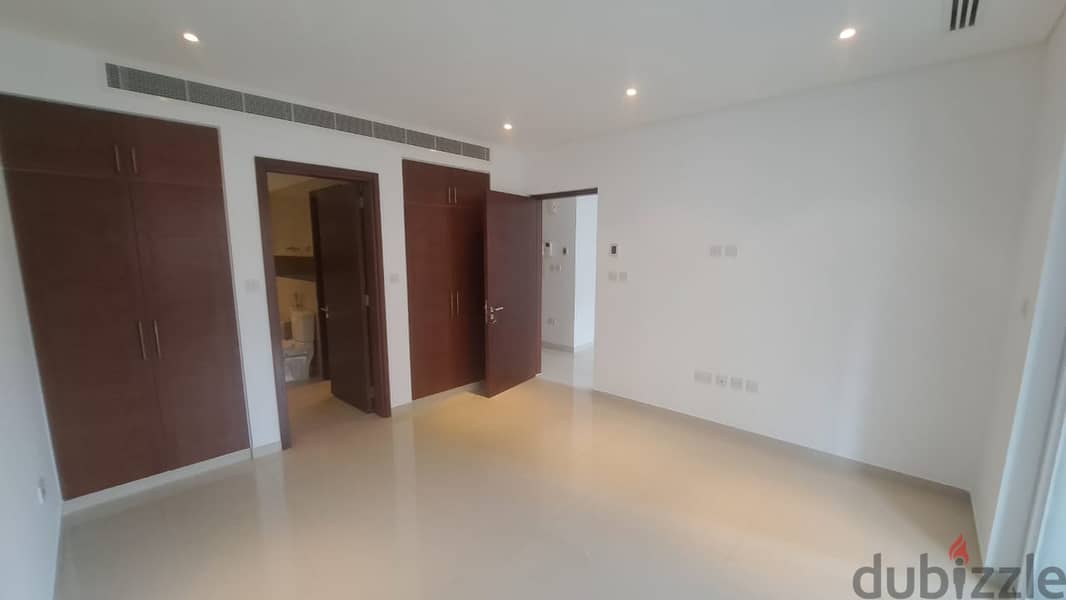 Spacious 1+1BHK Apartment for Rent in Al Mouj PPA367 3