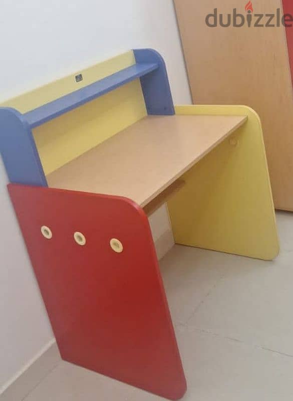 Table Beds with mattress available for shell 0