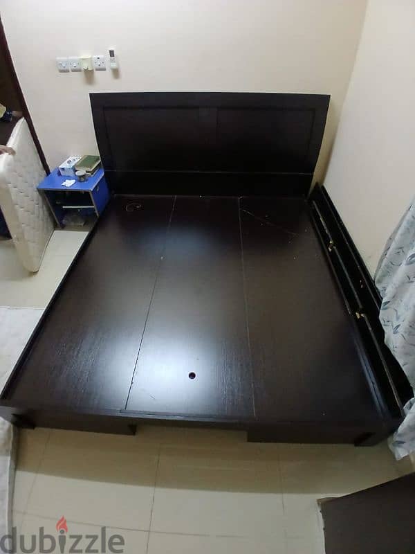 King size wooden cot for sale 0