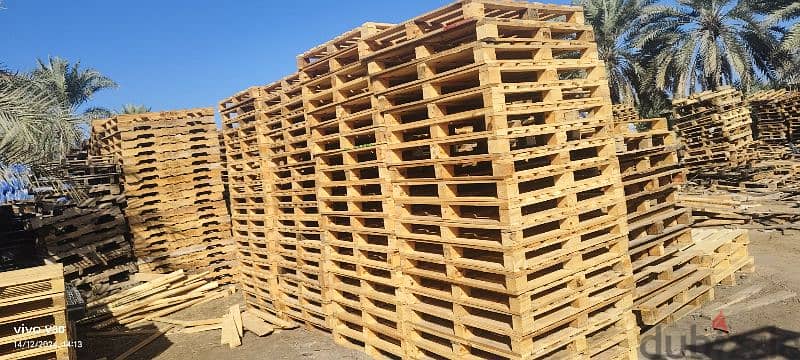 we have all types plastic and wooden pallets and boxes sale 2