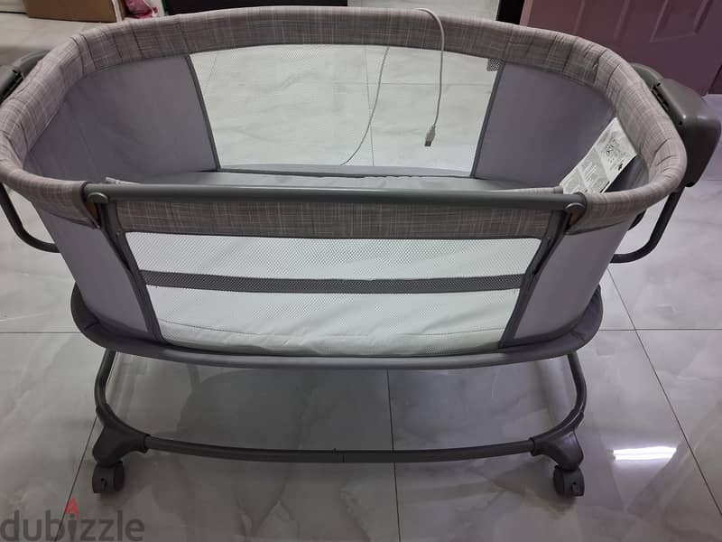 Baby Crib Junior from Baby shop, very clean like new (Rarely used) 3