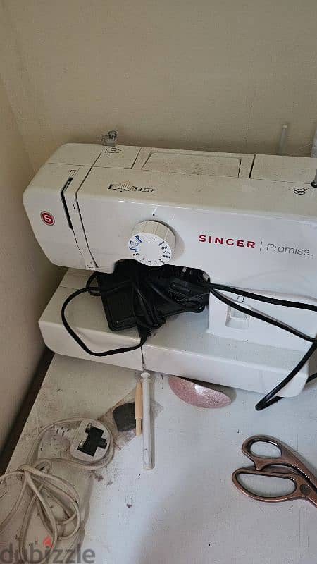 Singer Tailoring Machine 0