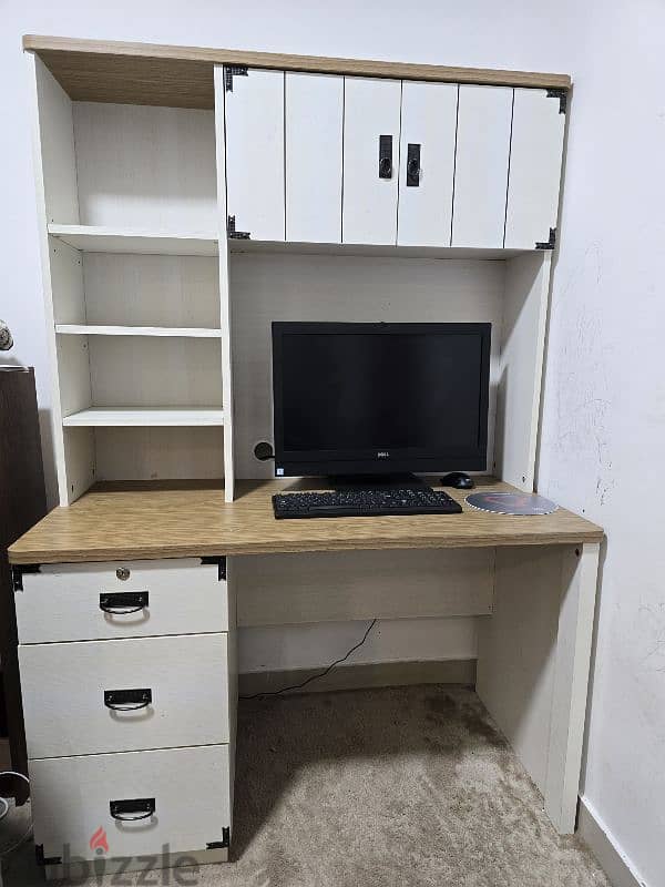 good condition study table 1