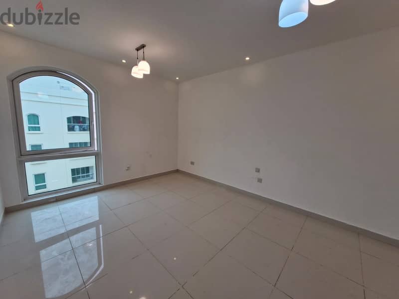 2 BR Compact Apartment in Ghubra, Near Muscat Grand Mall 6