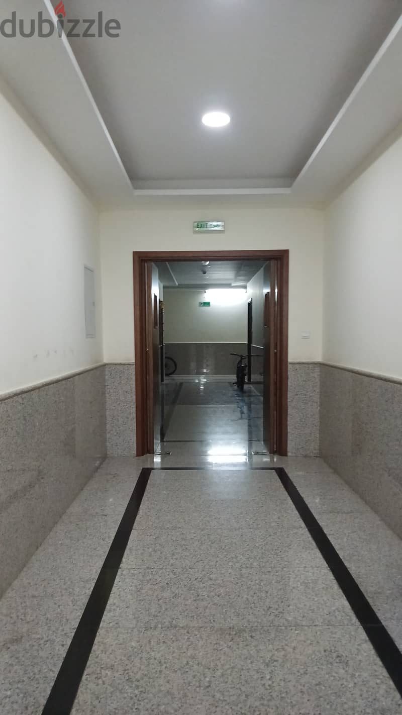 Amazing 1BHK: Balcony,FREE GAS & Maintenance,STEPS to Indian School 2