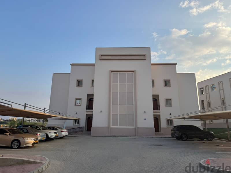 2 BR Spacious Apartment in Muscat Hills, Makuba Passage 0