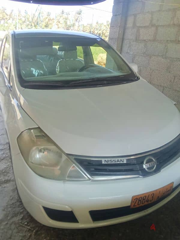 Nissan Tiida 2012 0