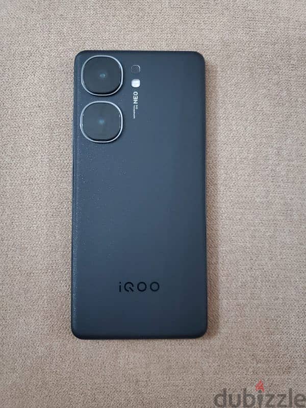 Vivo IQOO Neo 9 Pro 1