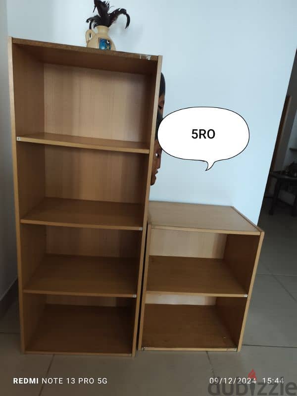 Book shelves 0