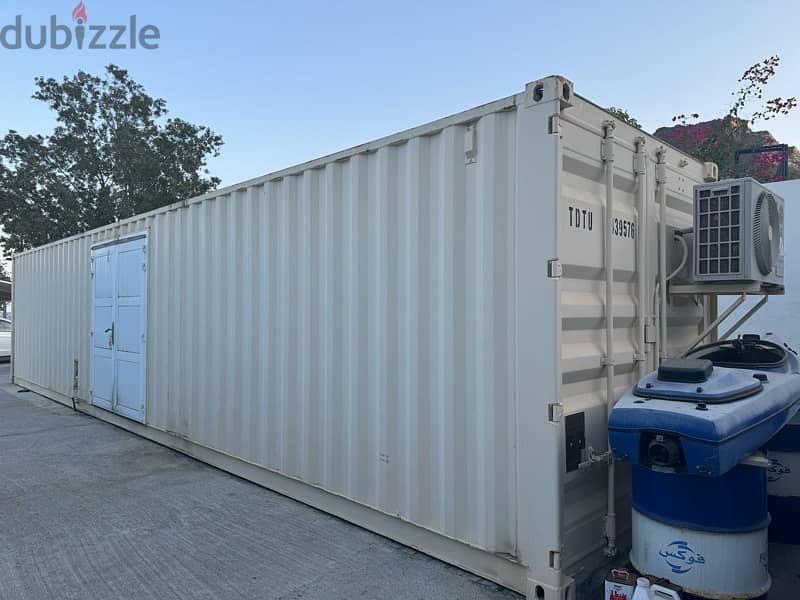 40 FT store container 1