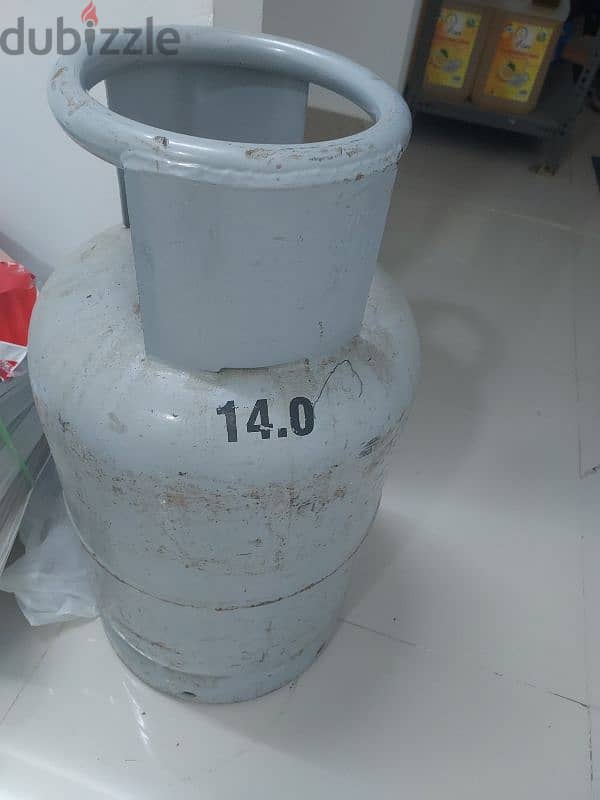 used gas cylinder 0