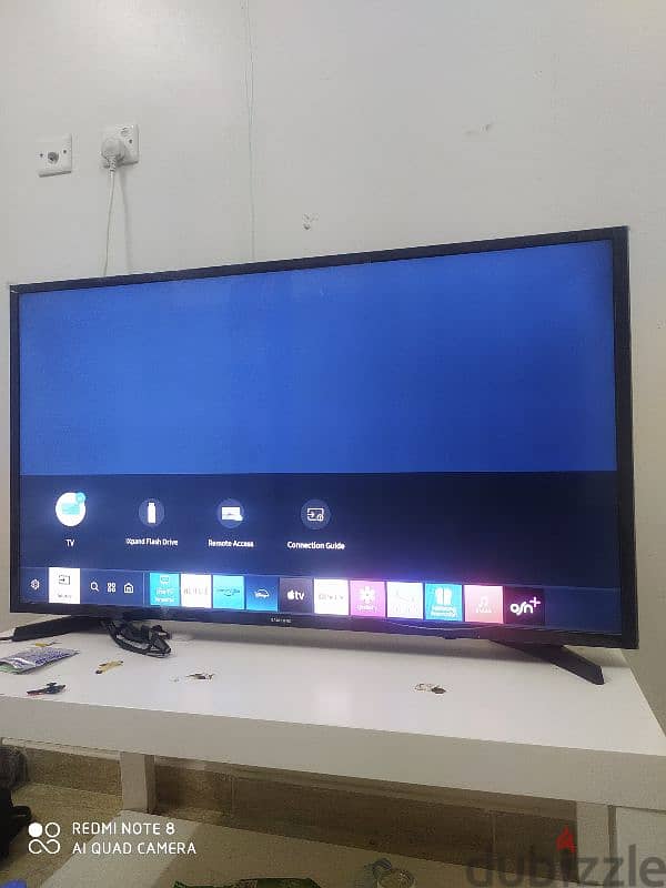 Samsung smart TV 41 inch 2