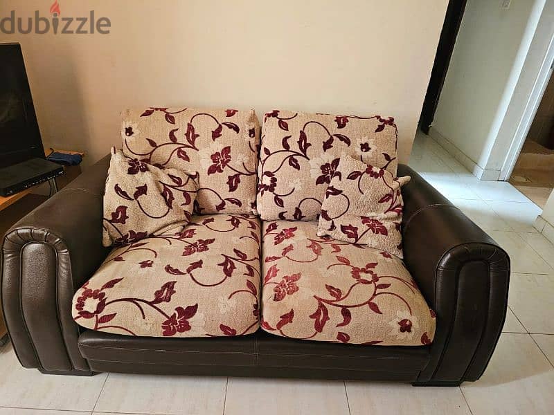 2 seater + 3 seatee used in perfect condition 1