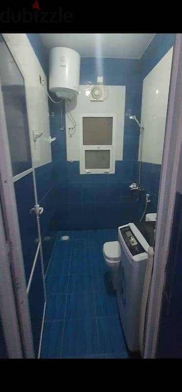 studio for rent for girls in khoud6 ground floor (private enterance) 3