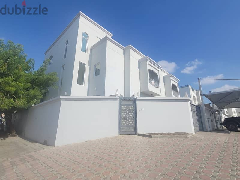 4me19-Perfect 5 BHK Villa For Rent in Ansab 8