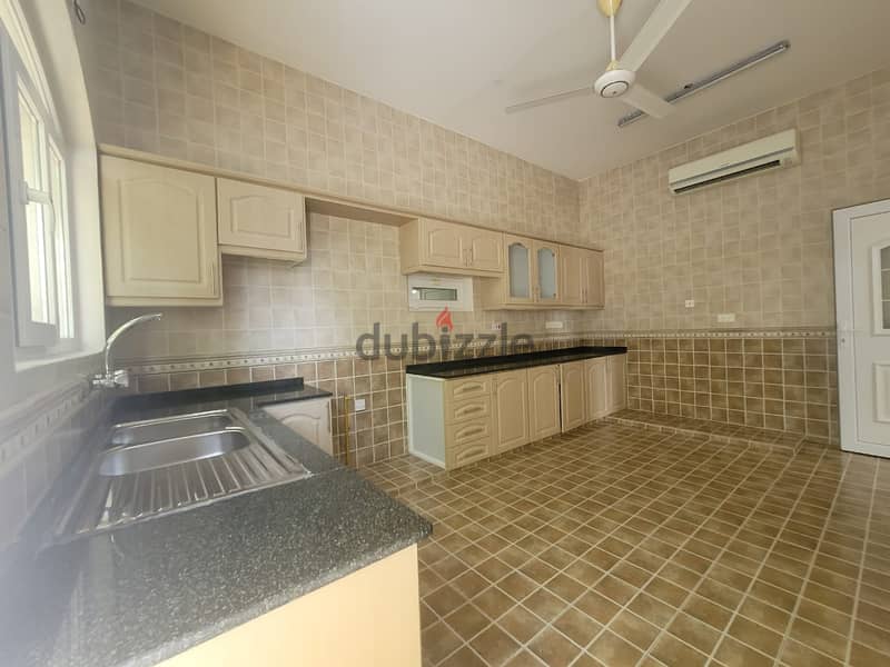 4me19-Perfect 5 BHK Villa For Rent in Ansab 19