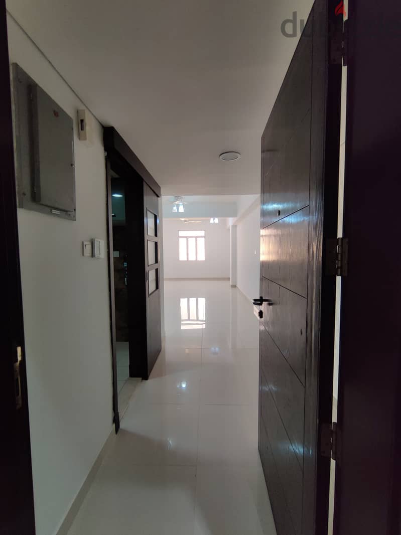 *Close to Rawasco* Amazing 2bhk with Gym 1