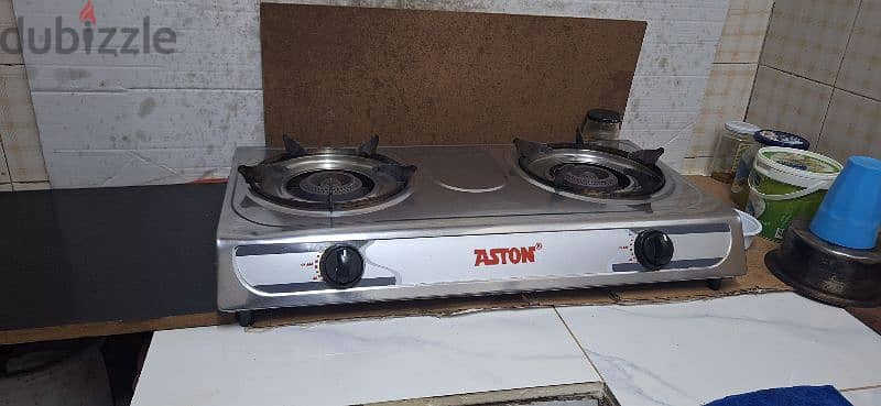 Sell Calender and gas stove 1