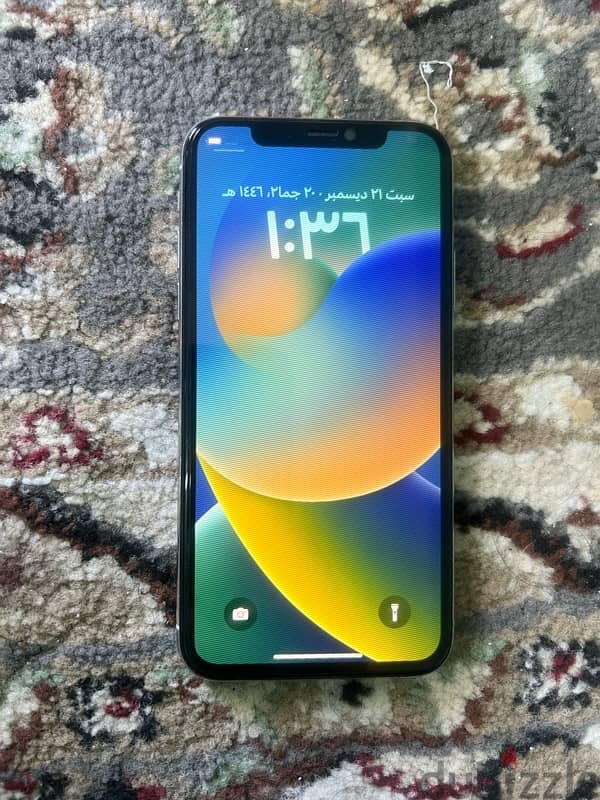 آيفون xs مساحته 256جيبي 1