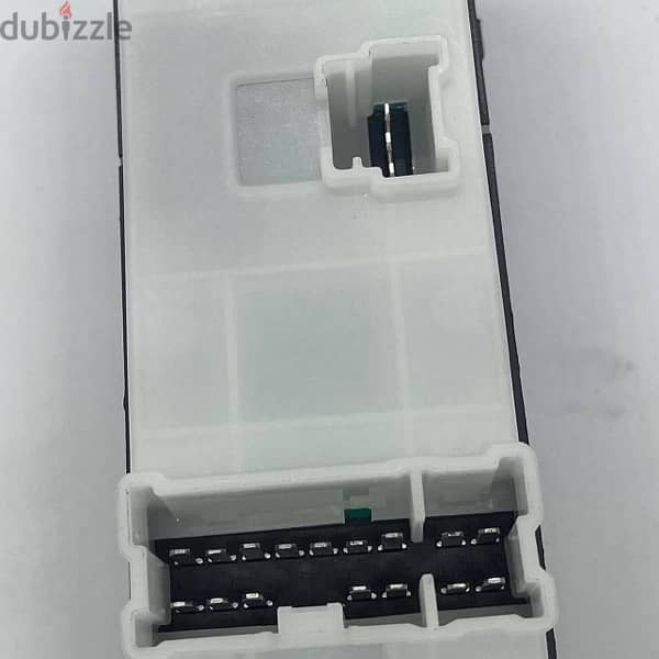 Nissan Tiida 2006 to 2012  power window switch سويك تيدا 2