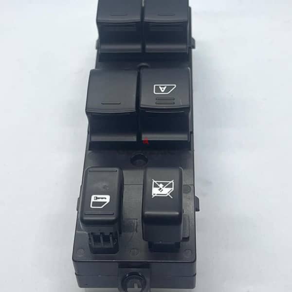 Nissan Tiida 2006 to 2012  power window switch سويك تيدا 4