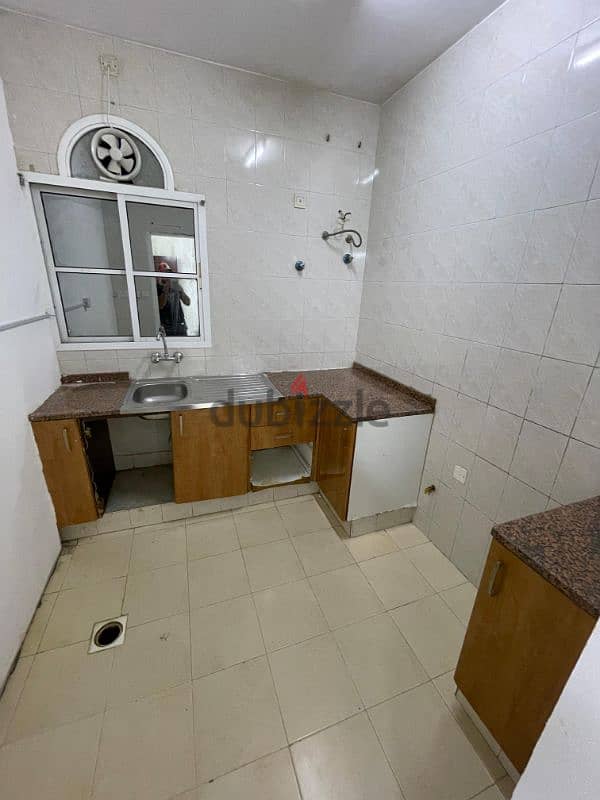 Studio room, bathroom and kitchen, unfurnished, Al-Azaiba North 0