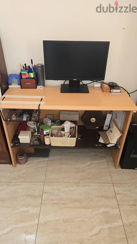 Short computer Table 0