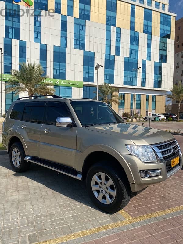 Mitsubishi Pajero 2016 (Gcc Car) for Sale 0