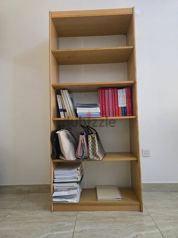 Book Shelf 0