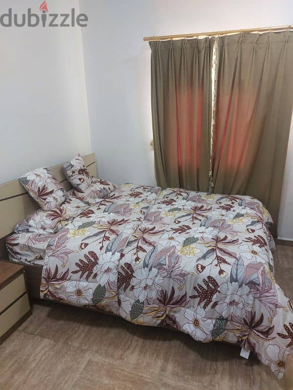 flat2bhk in elkhwair with all furniture included all bills 5