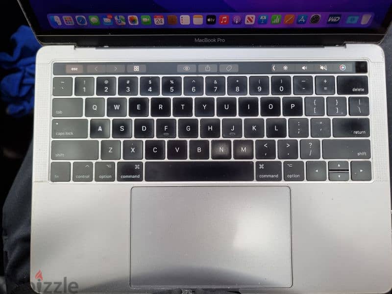 MacBook pro 2017 1