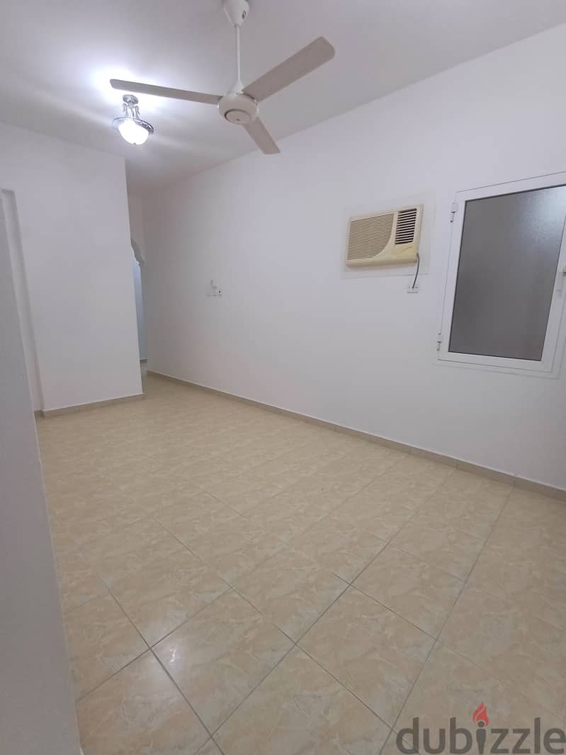 Spacious 3BR flat with FREE GAS,GYM & ACs next to KHUWAIR SQUARE 7