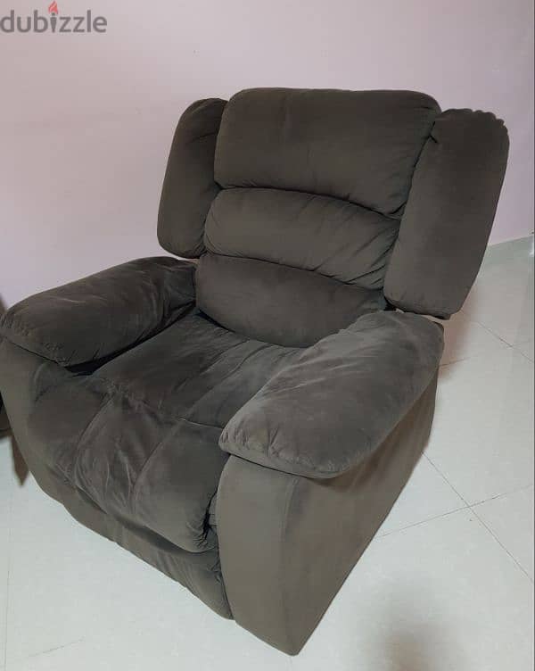 comfortable chair for sale 1