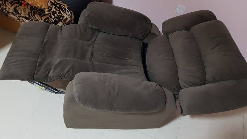 comfortable chair for sale 2