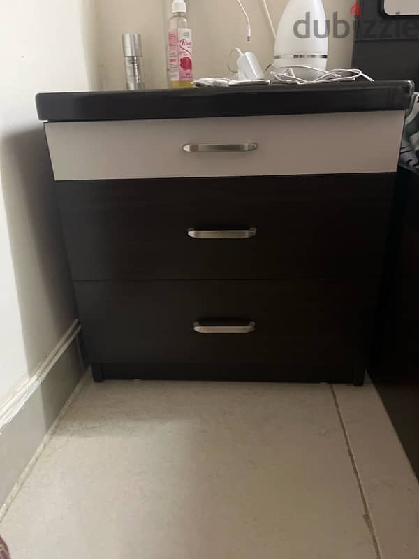 Bedroom set available for sale 2