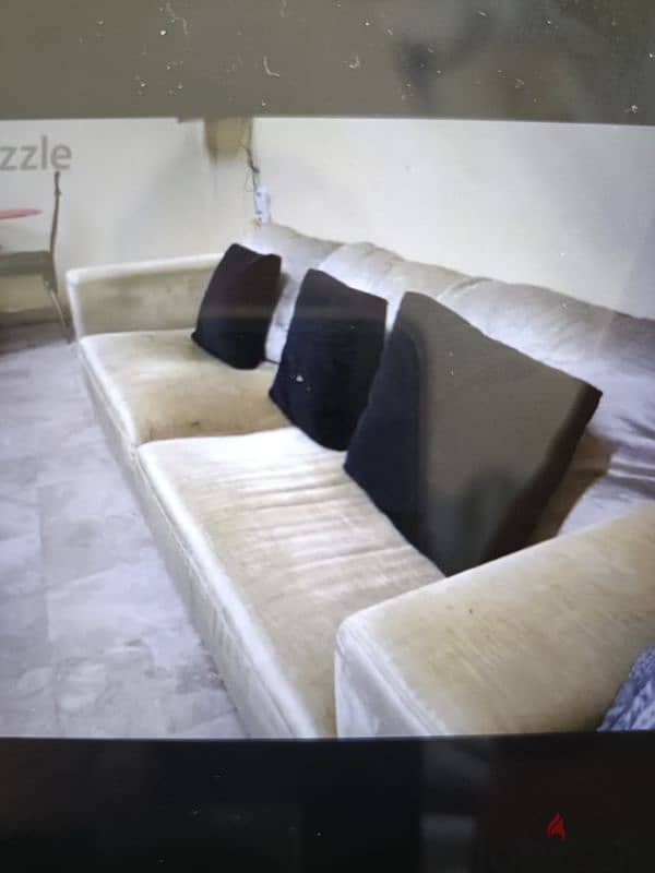 sofa 3+1+1 in good condition 1