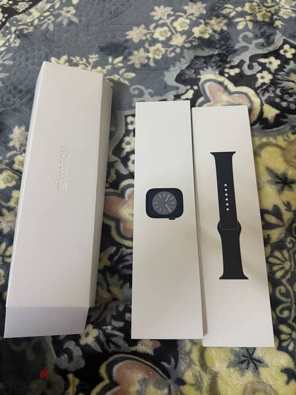 Apple Watch Series 8 45mm condition like brand new 2