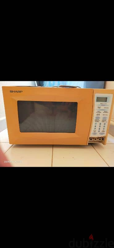 microwave oven