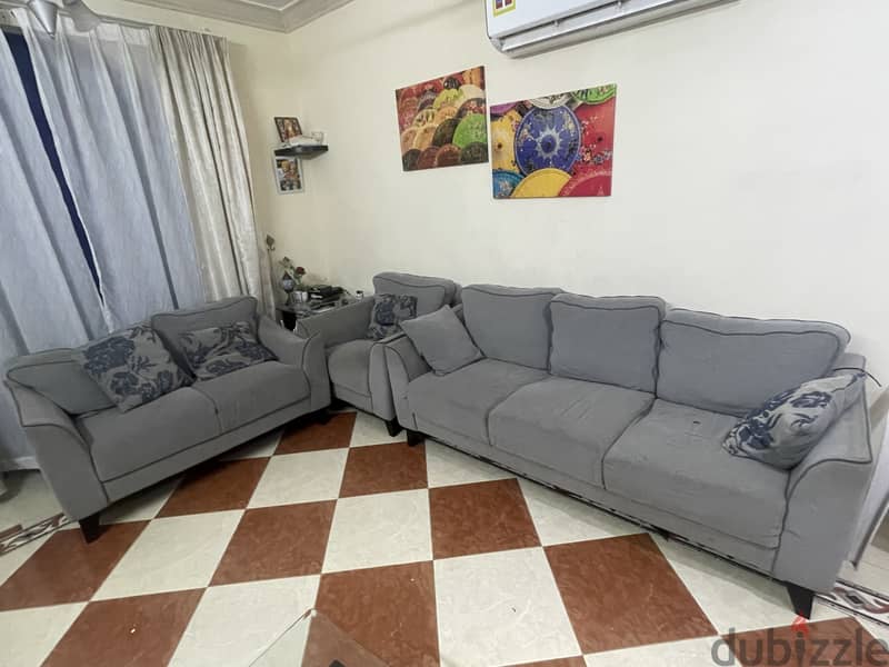 Sofa 6 seater 4