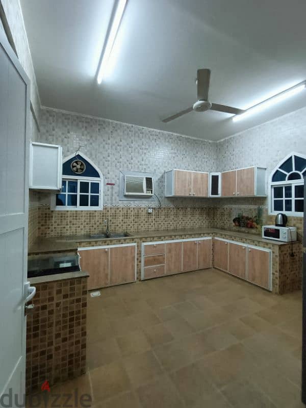 Apartment 2 bhk  fully furnished includ billsغرفه وصاله وحمام ومطبخ ش 10