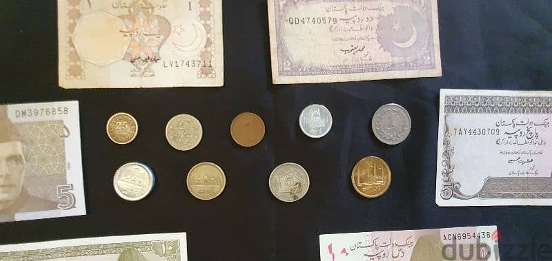 A Set of 9 different Pakistani coins + 12 Pakistani Banknotes 1