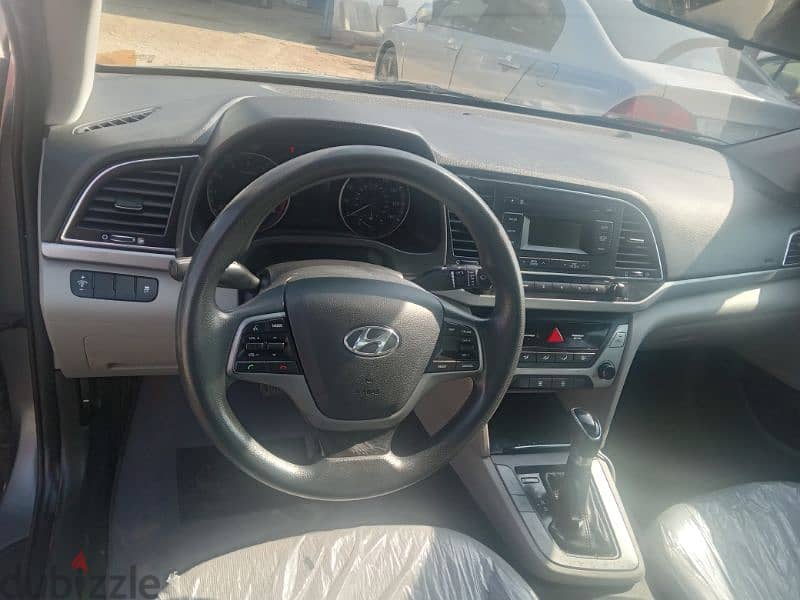 Hyundai Elantra 2017 5