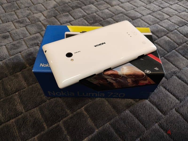 Nokia Lumia 720 White Brand New for Nokia Phone Lovers 4