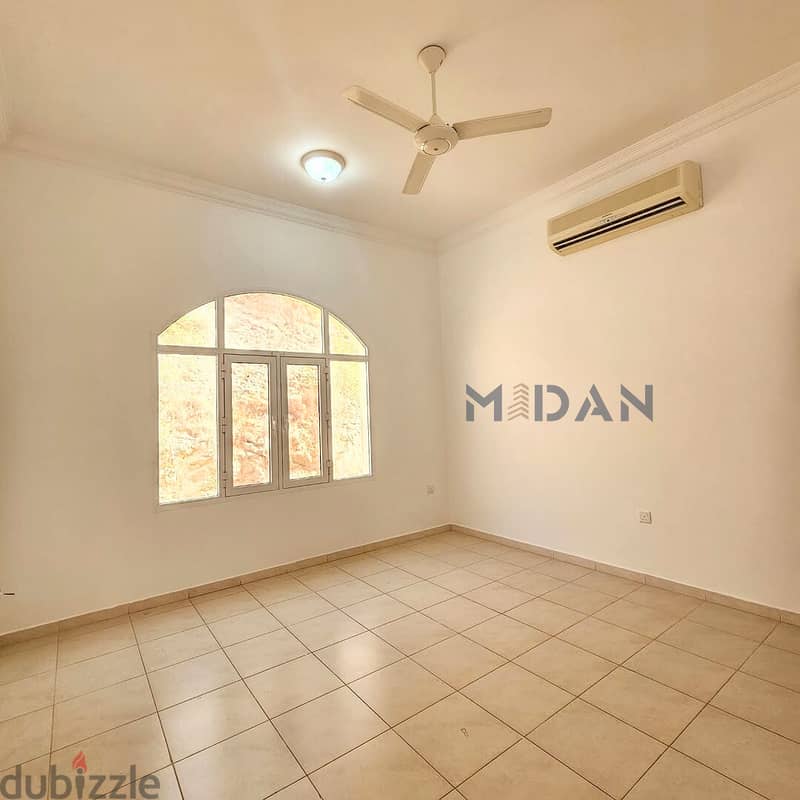 QURUM | BEAUTIFUL 5 BR TOWNHOUSE 4