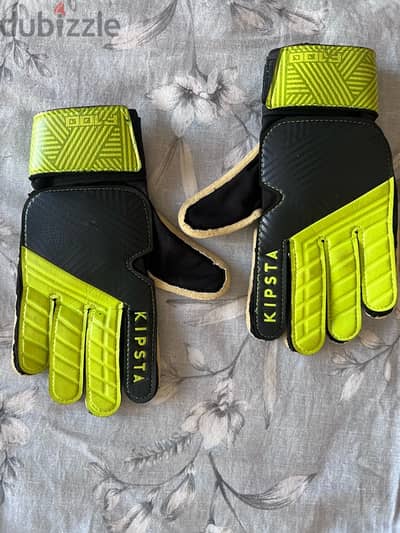 Football Goalkeeper gloves